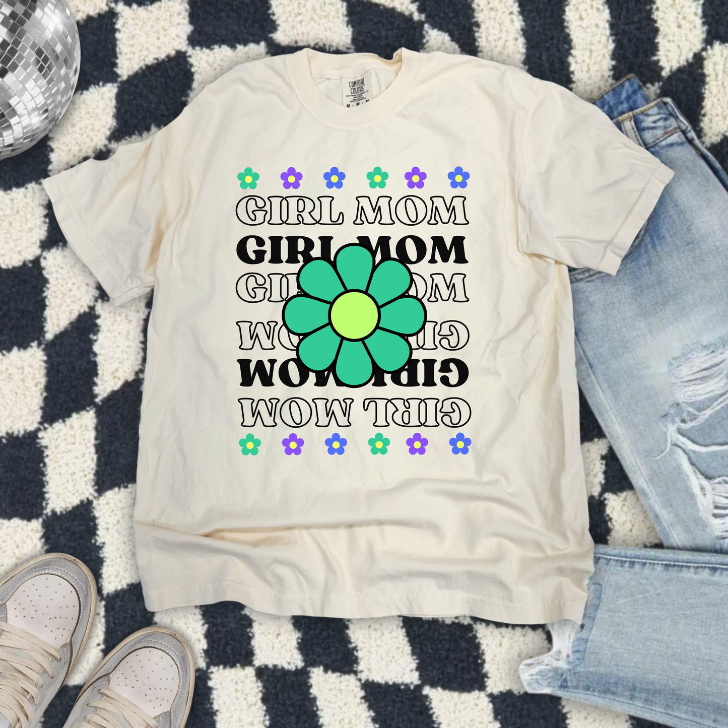 the GIRL MOM tee- flower